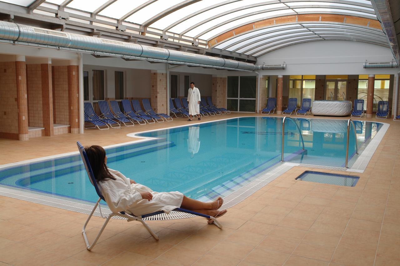 Club Mendan Aparthotel Zalakaros Ngoại thất bức ảnh